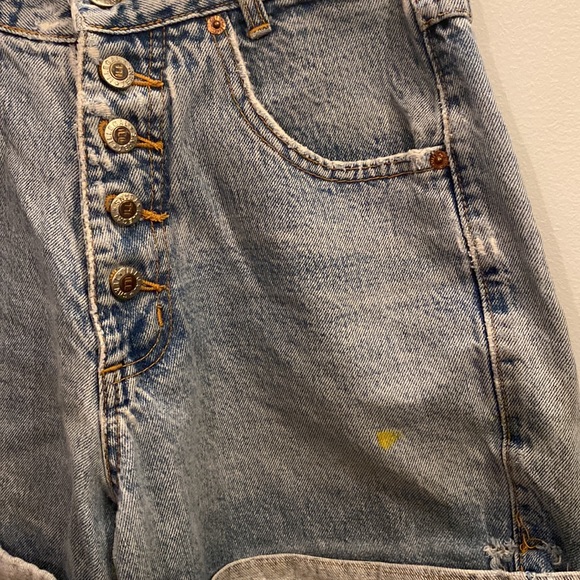 Illegal Vintage High Waisted Shorts - Picture 2 of 6